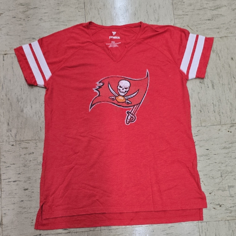 Fanatics Short Sleeve Tee SZ Medium Tampa Bay Buccaneers